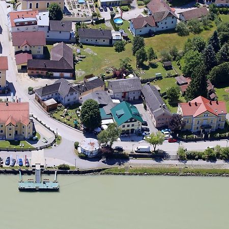 Zum Schiffmeister Wesenufer Kültér fotó